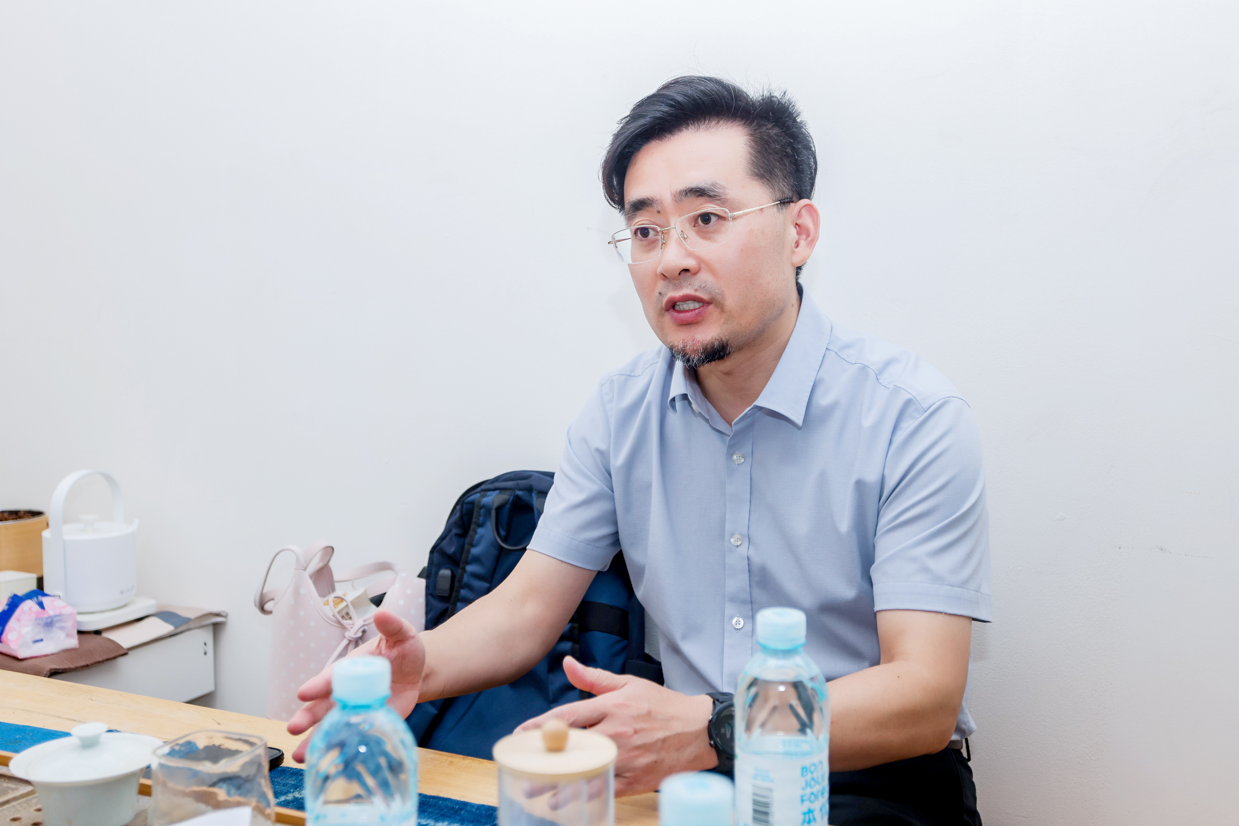 胡同平房“微改造”   “芳华正茂”恰适老：花小钱、办大事，胡同生活不将就
